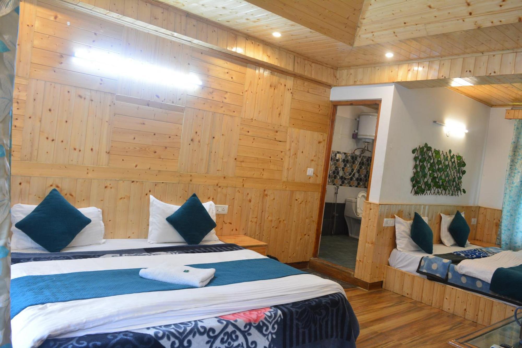 The Neelgiris Hotel Manāli Eksteriør billede