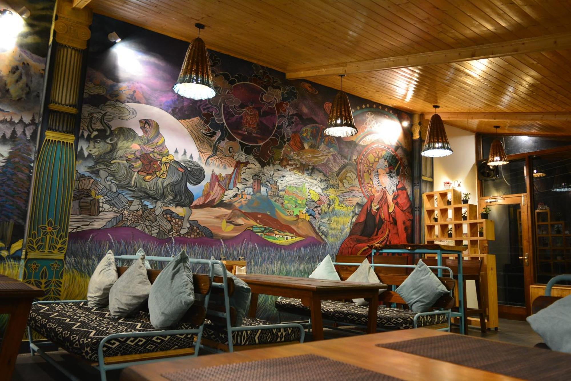 The Neelgiris Hotel Manāli Eksteriør billede